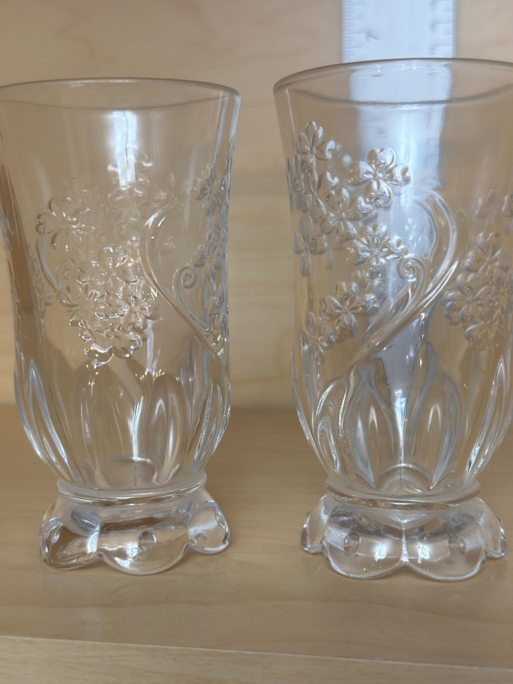Vintage Pressed Glass Tumbler Raised Forget-Me-Not Flowers Ribbon 6-Lobe Dotted
